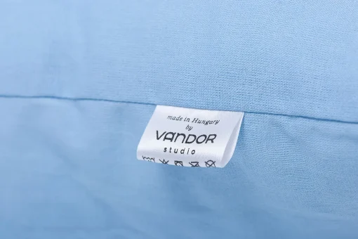 díszpárna belső textil-KRESZ címkéje